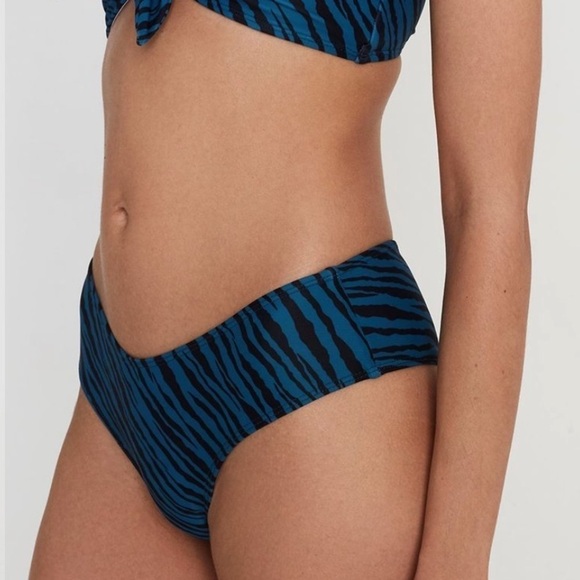 NWT Faithfull the Brand Ida High Cut Bikini Bottoms in Blance Animal Print - Picture 3 of 8